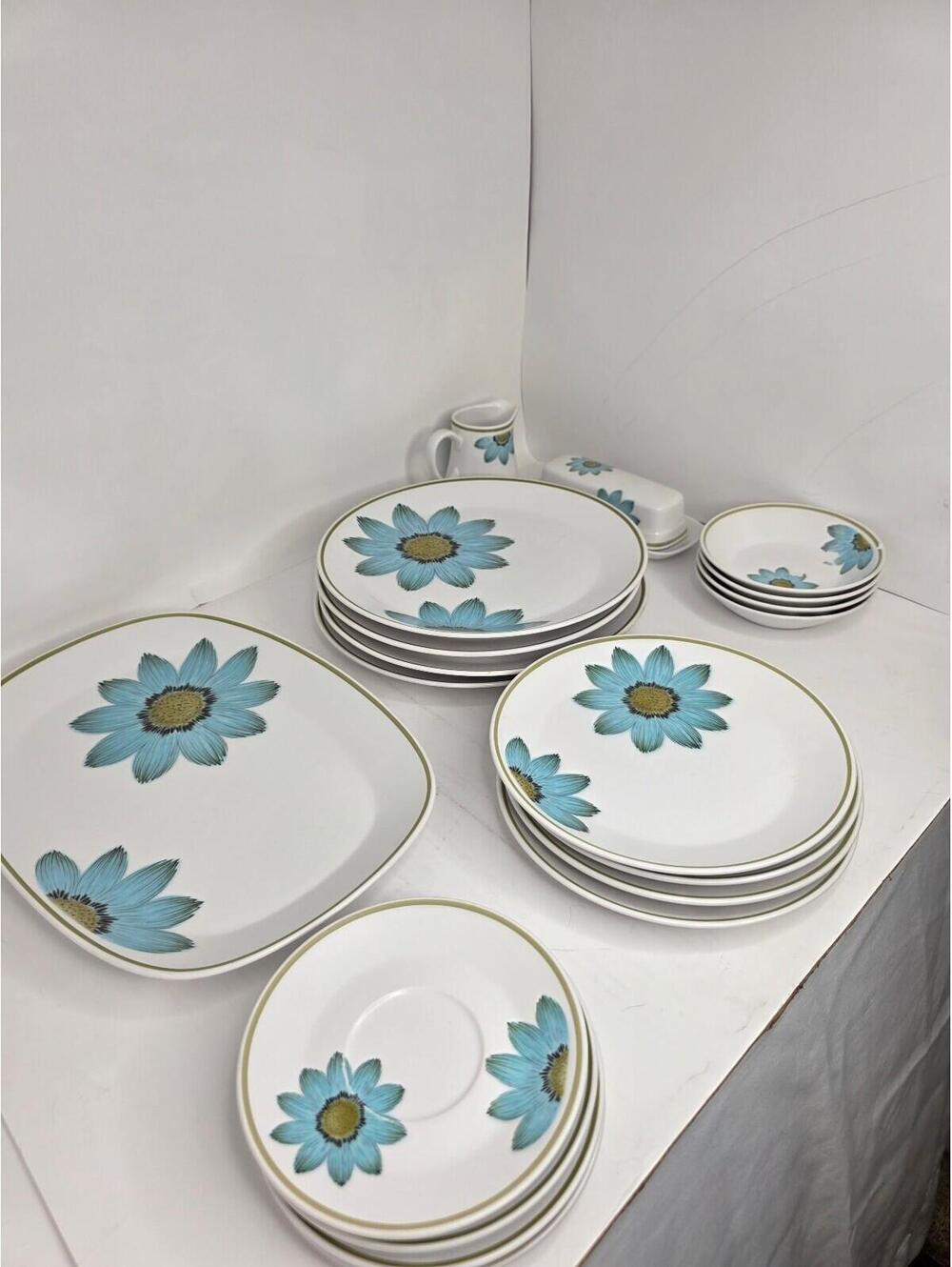 Vintage Noritake Progression China Dish Set 19 pc.